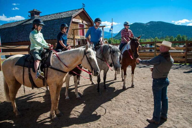 banff-3-hour-bow-valley-loop-horseback-ride
