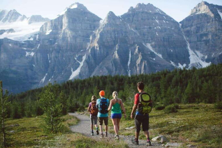 banff-thermal-waters-and-hidden-waterfalls-3hr-walk