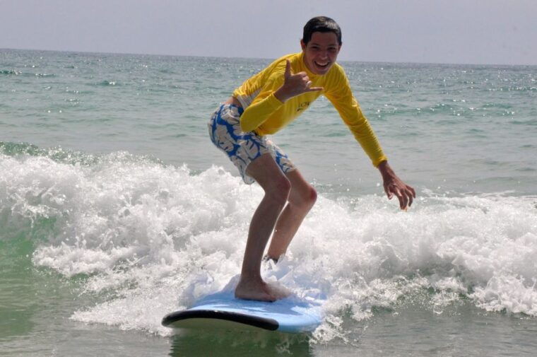 bang-tao-beach-group-or-private-surf-lessons
