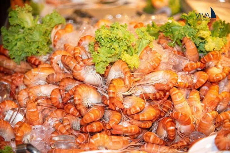 bangkok-alangka-luxury-chao-phraya-dinner-cruise