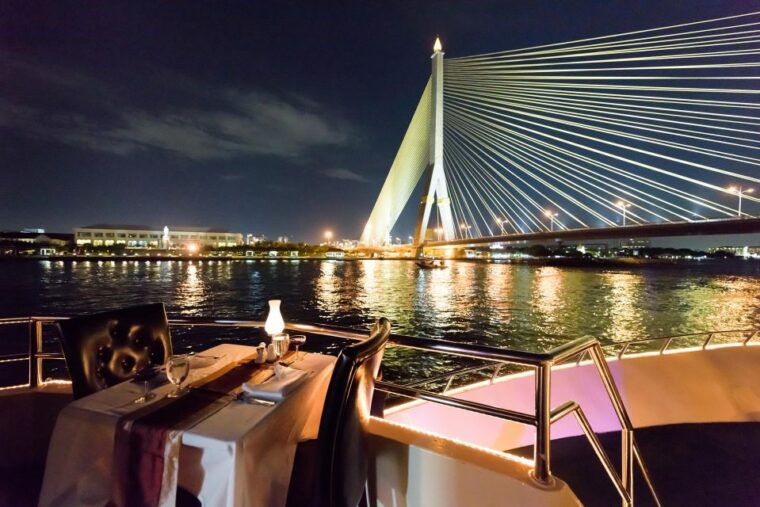 bangkok-chao-phraya-princess-dinner-cruise-ticket