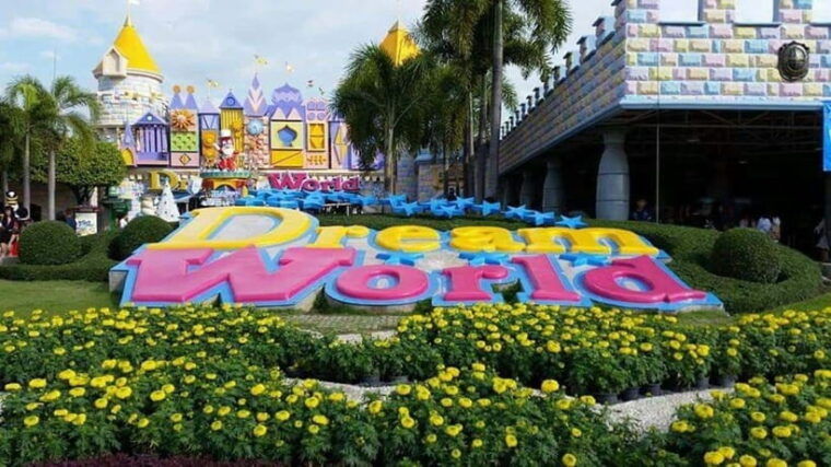 bangkok-dream-world-unlimited-ride-ticket-with-lunch