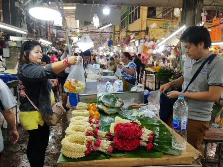 bangkok-full-day-hop-on-hop-off-walking-tour-mini-group