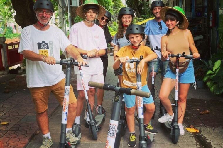 bangkok-old-city-guided-e-scooter-or-bike-tour