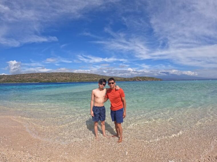 banyuwangi-1-day-tour-snorkeling-explore-menjangan-island