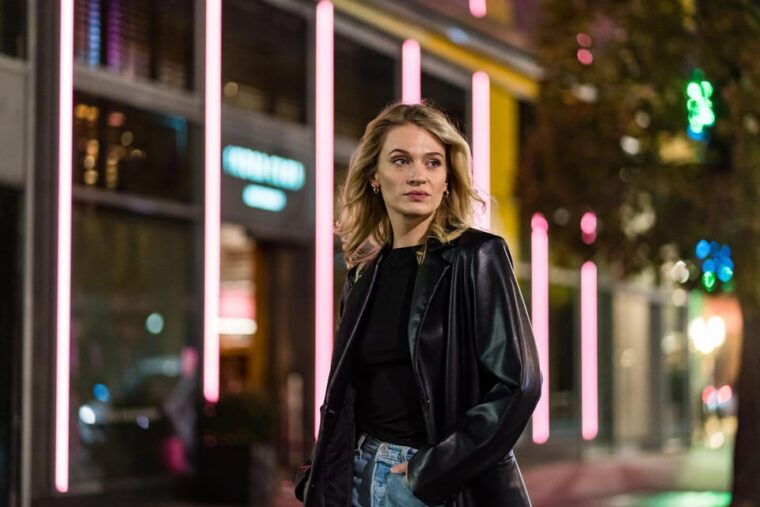 berlin-by-night-private-photoshoot-at-illuminated-cityscape
