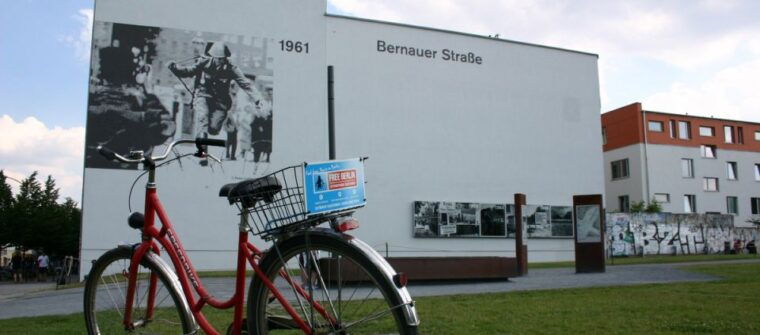 berlin-guided-bike-tour-of-the-berlin-wall-and-third-reich