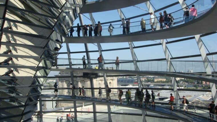 best-of-berlin-private-walking-tour-with-a-local