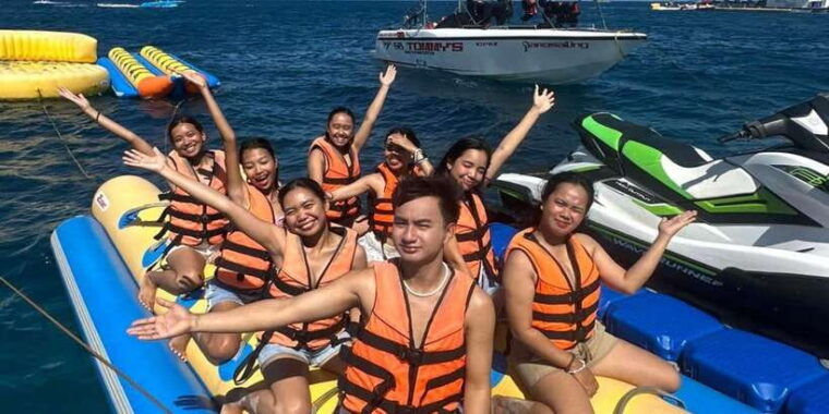 boracay-banana-boat-ride