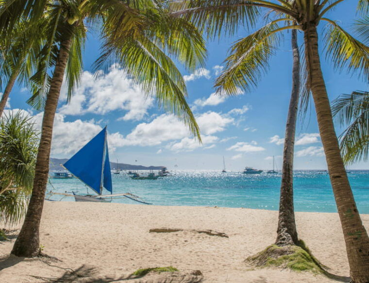 boracay-island-hopping-with-lunch-and-hot-kawa-bath