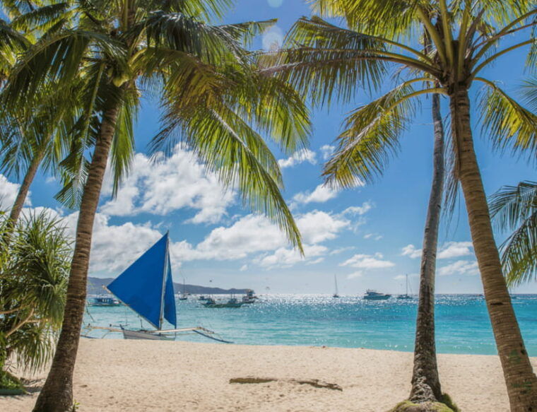 boracay-island-hopping-with-lunch-helmet-diving-atv