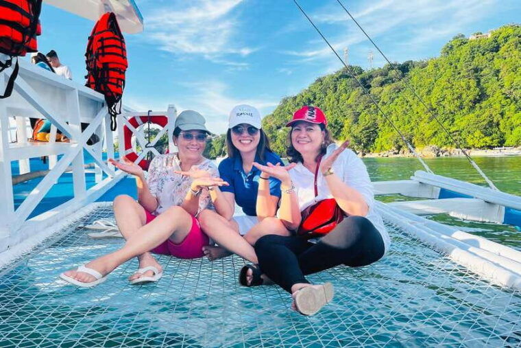 boracay-island-rhythm-sunset-cruise