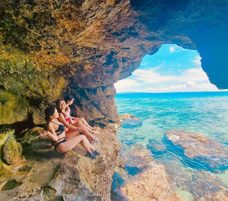 boracay-private-island-hopping-snorkeling-tour