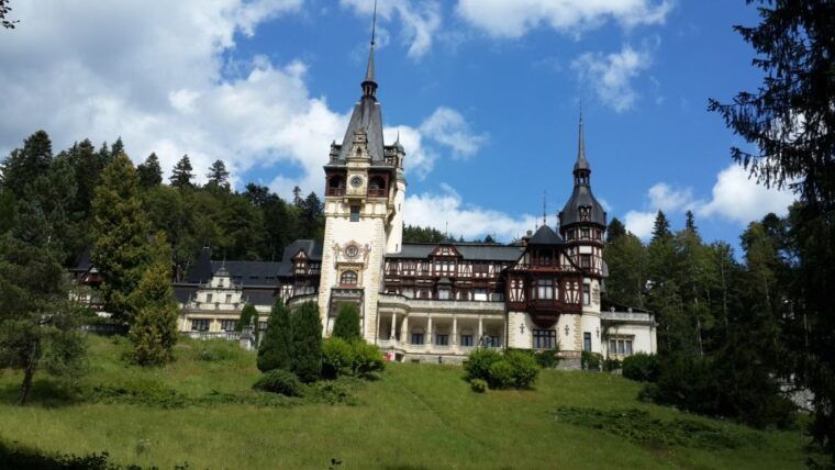 brasov-peles-castle-bran-castle-rasnov-fortress-day-tour
