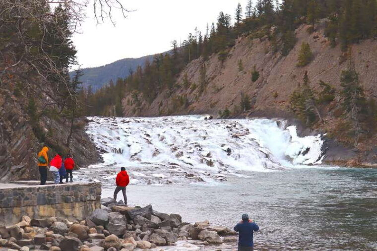 calgary-canmore-banff-national-park-lake-louise-day-trip