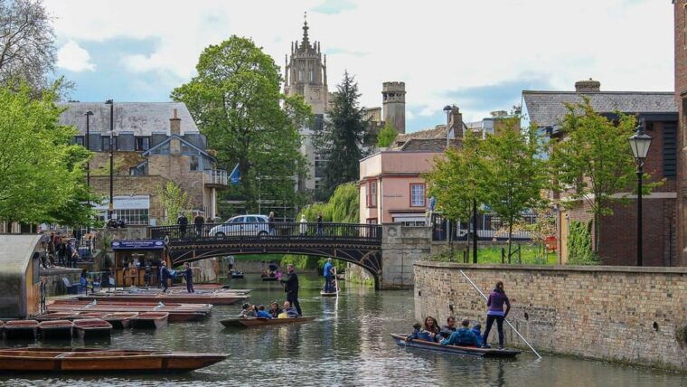 cambridge-university-walking-tour