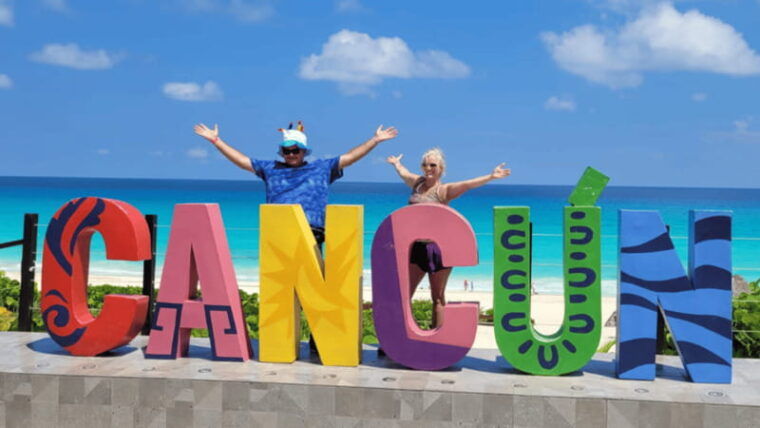 cancun-guided-city-tour-with-shopping-and-tequila-tasting
