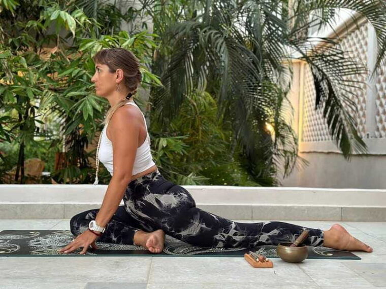 cancun-yin-yoga-class-with-sound-healing-and-meditation