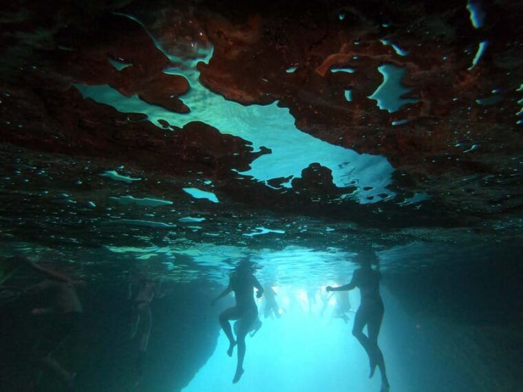 cape-kamenjak-sea-cave-kayak-tour