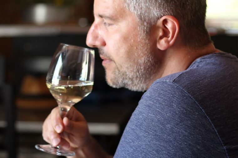carvoeiro-portimao-alvor-wine-tour-w-tasting-tapas-music