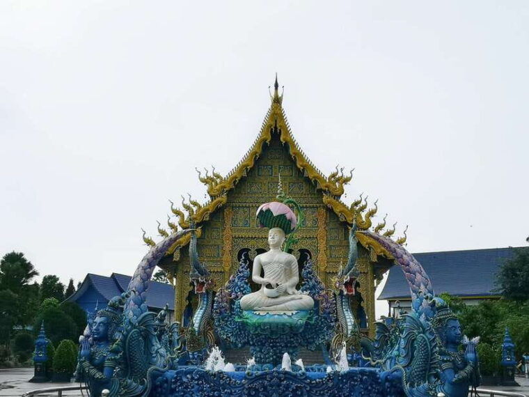 chiang-mai-chiang-rai-templeswhite-red-blue-day-tour