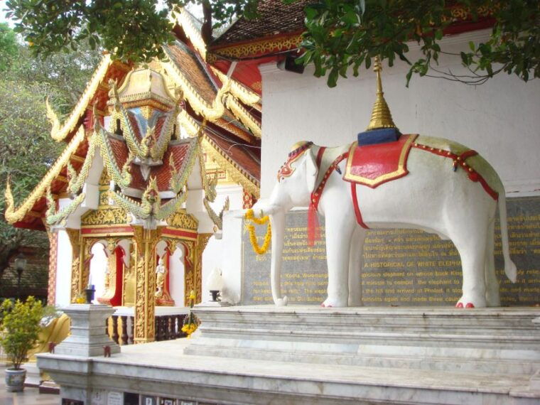 chiang-mai-doi-suthep-and-hmong-village-half-day-tour