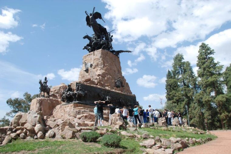 city-tour-with-visit-to-general-san-martin-park
