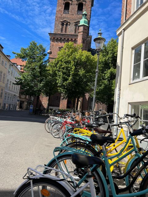 copenhagen-city-highlights-guided-bike-tour
