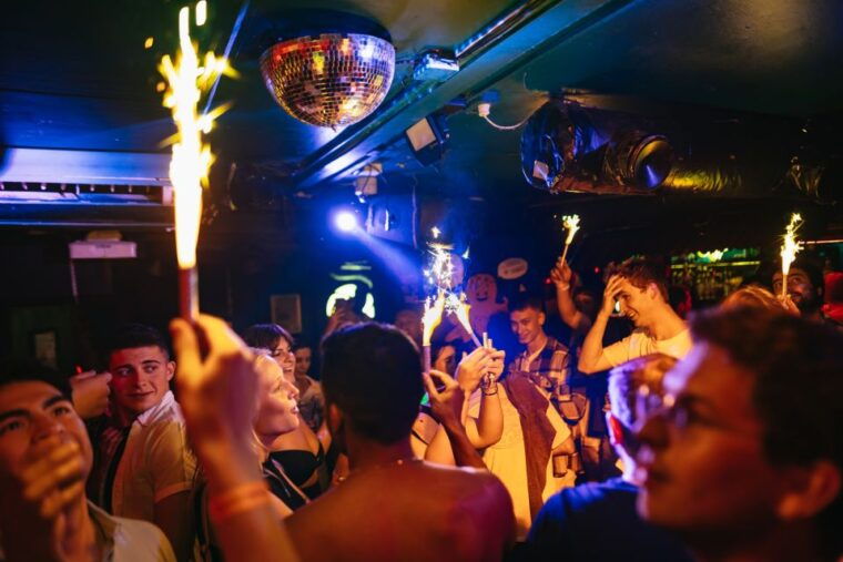 copenhagen-guided-party-pub-crawl-with-4-shots-and-1-drink