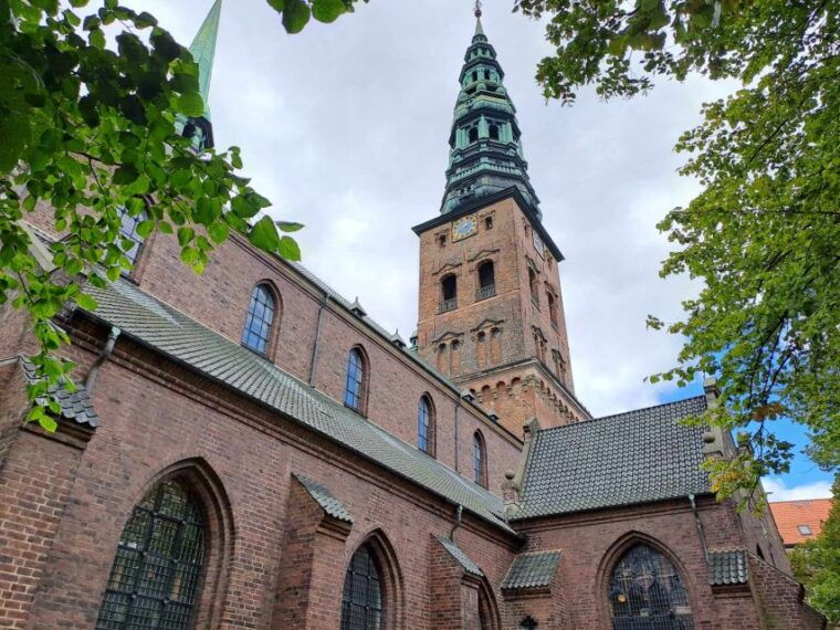 copenhagen-h-c-andersen-self-guided-tour-with-storyhunt