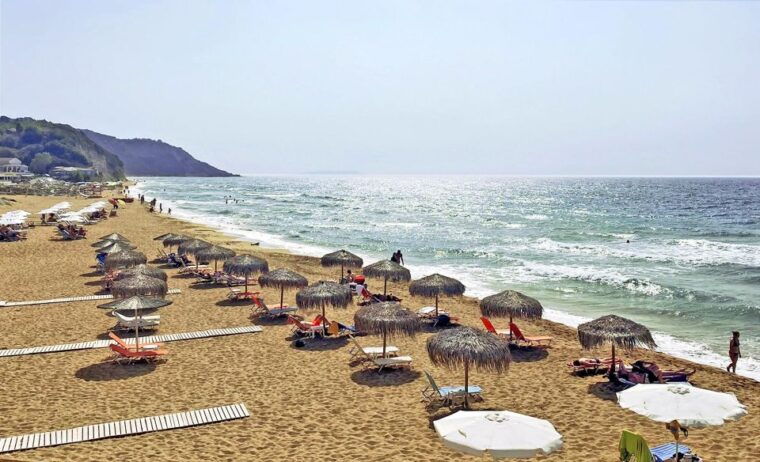 corfu-bus-trip-to-pontikonisi-mon-repos-achilleion-swim