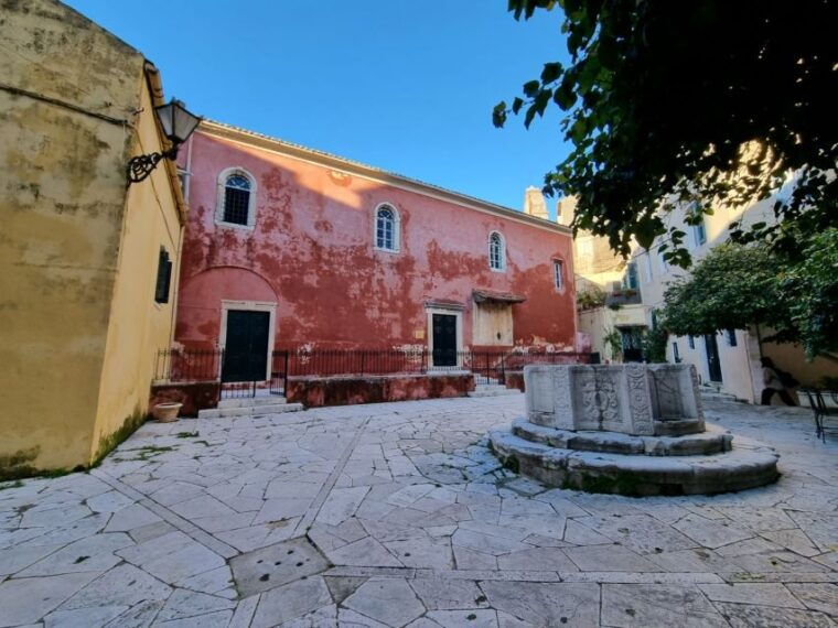 corfu-small-group-city-walking-tour