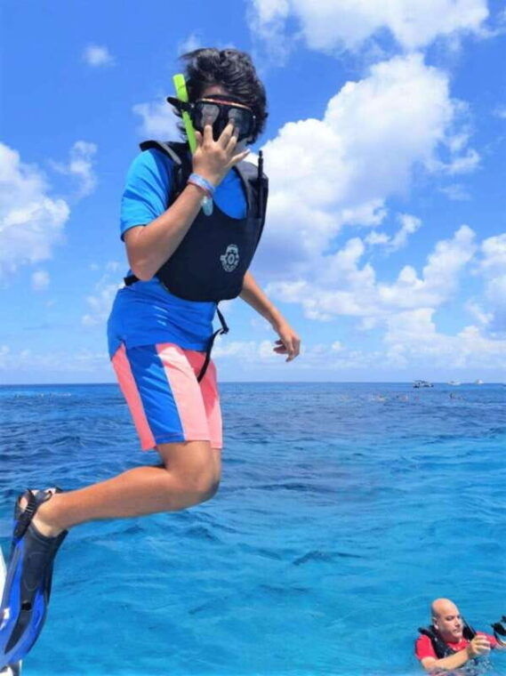 cozumel-clear-boat-snorkel-tour-with-marine-life
