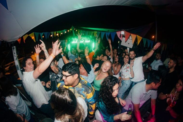 cusco-pub-crawl-with-skip-the-line-access-and-drinks