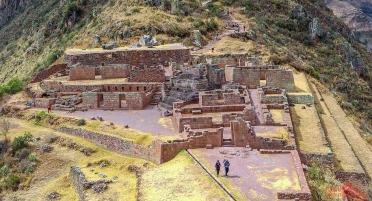 cusco-sacred-valley-and-salt-mines-ending-in-ollantaytambo