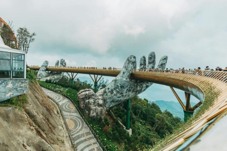 da-nang-ba-na-hills-golden-bridge-with-lunch-12-pax