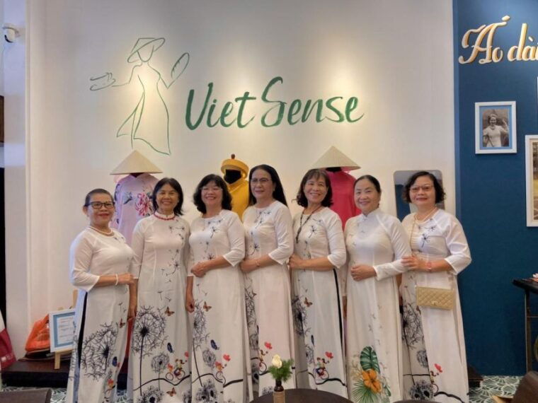 da-nang-experience-vietnamese-elegance-w-ao-dai-in-showroom