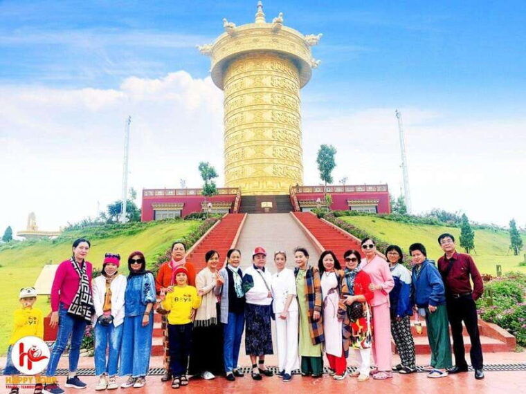dalat-linh-phuoc-pagoda-and-stupa-of-the-prayer-wheel