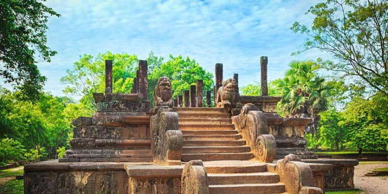 day-trip-to-the-ancient-capital-of-polonnaruwa-from-colombo