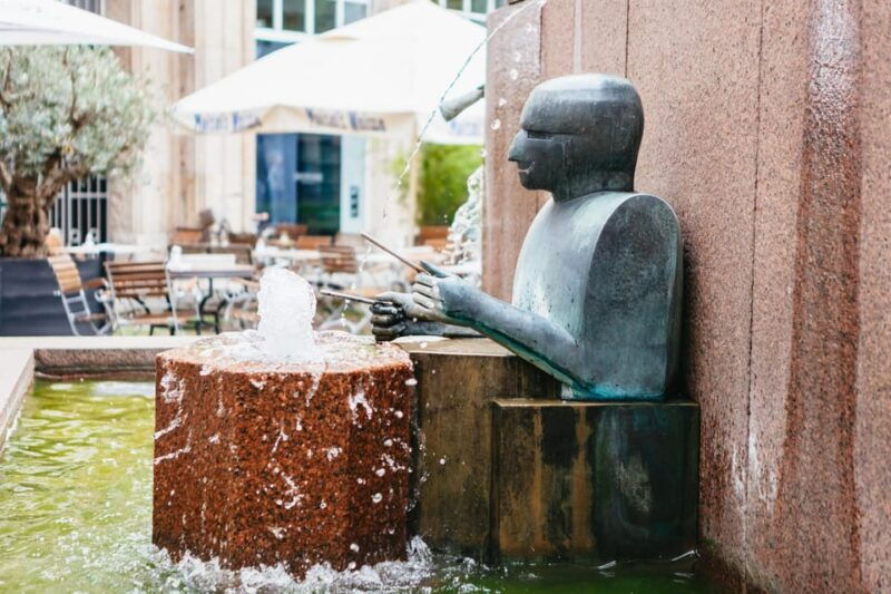 dusseldorf-guided-city-architecture-walking-tour