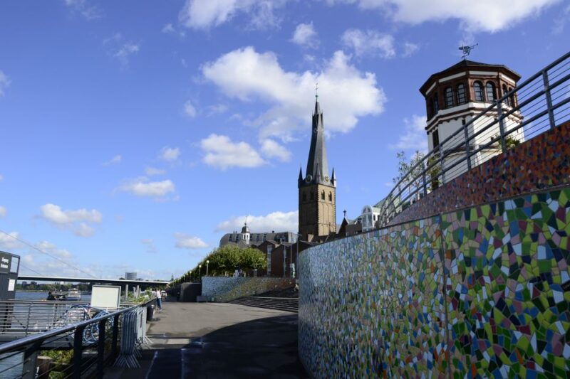 dusseldorf-guided-old-town-tour-with-beer-break