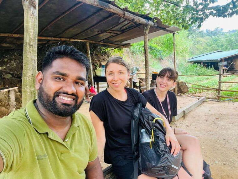 ella-tuk-tuk-tour-with-little-adams-peak-and-waterfalls