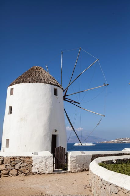 feel-like-a-local-walking-tour-in-mykonos-town-2hours