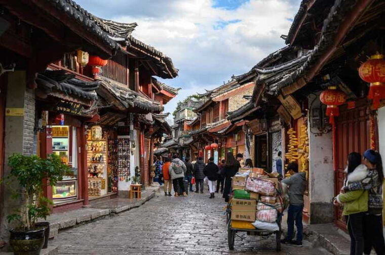 flexible-lijiang-city-highlights-private-day-tour-with-lunch