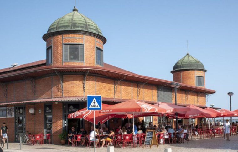 from-albufeira-full-day-tour-of-algarve-easterns-finest