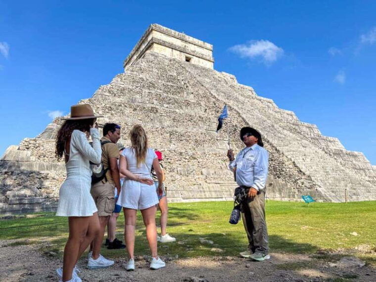 from-cancun-chichen-itza-cenote-valladolid-day-trip