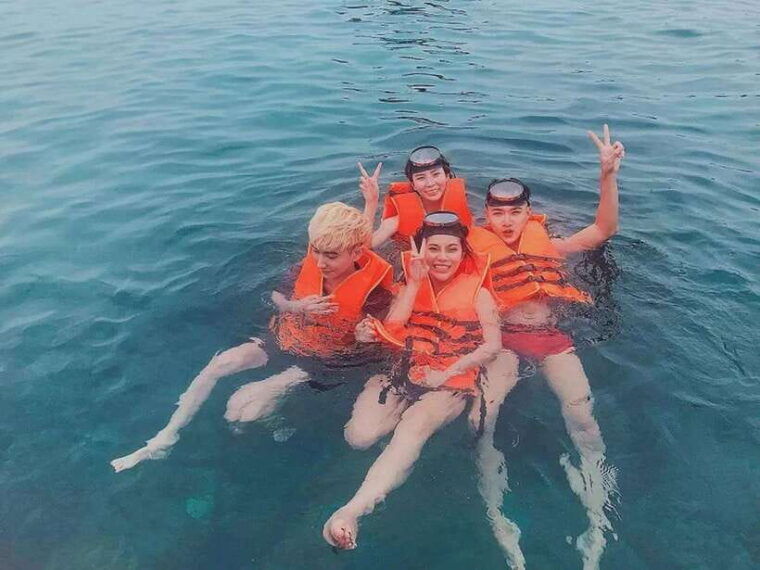 from-danang-cham-island-diving-snorkeling-explore-the-sea
