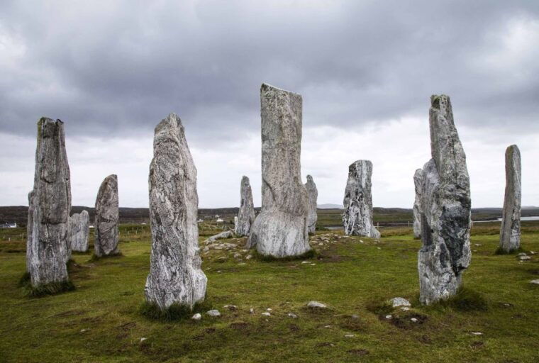 from-edinburgh-outer-hebrides-isle-of-skye-6-day-tour