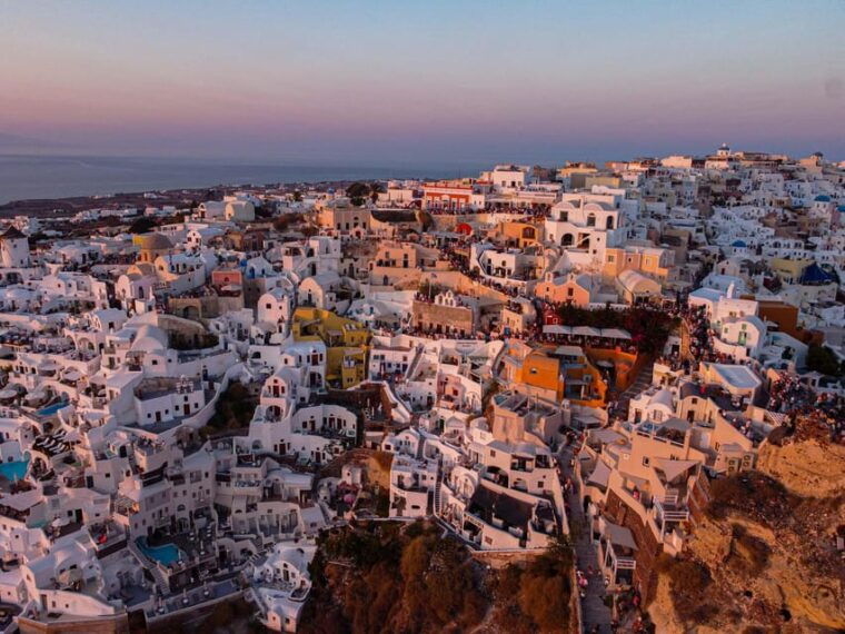 from-fira-santorini-highlights-minibus-tour-with-oia-sunset