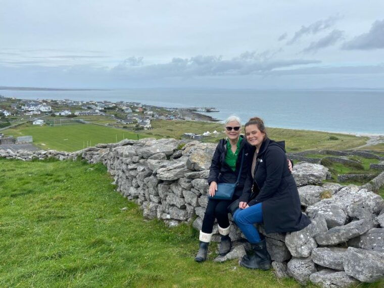 from-galway-day-trip-to-inisheer-with-bike-or-bus-tour